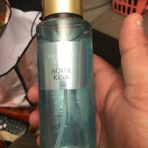 Victoria's Secret Aqua Kiss Body Mist - Aqua Blue with Gold Cap